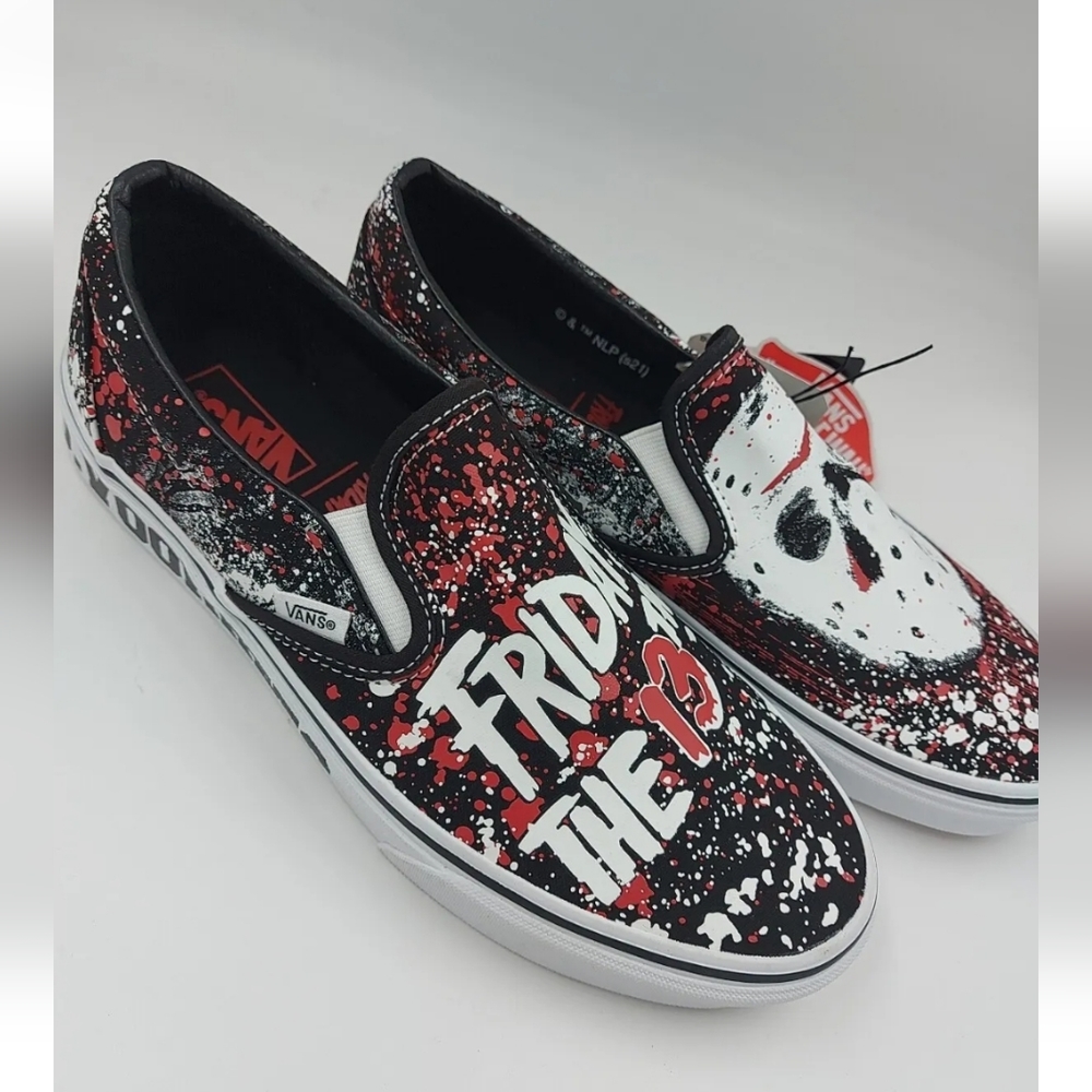 Vans HOUSE OF TERROR Classic Slip On Horror Friday 13th Glow in Dark NEW UK 9 - Picture 1 of 16